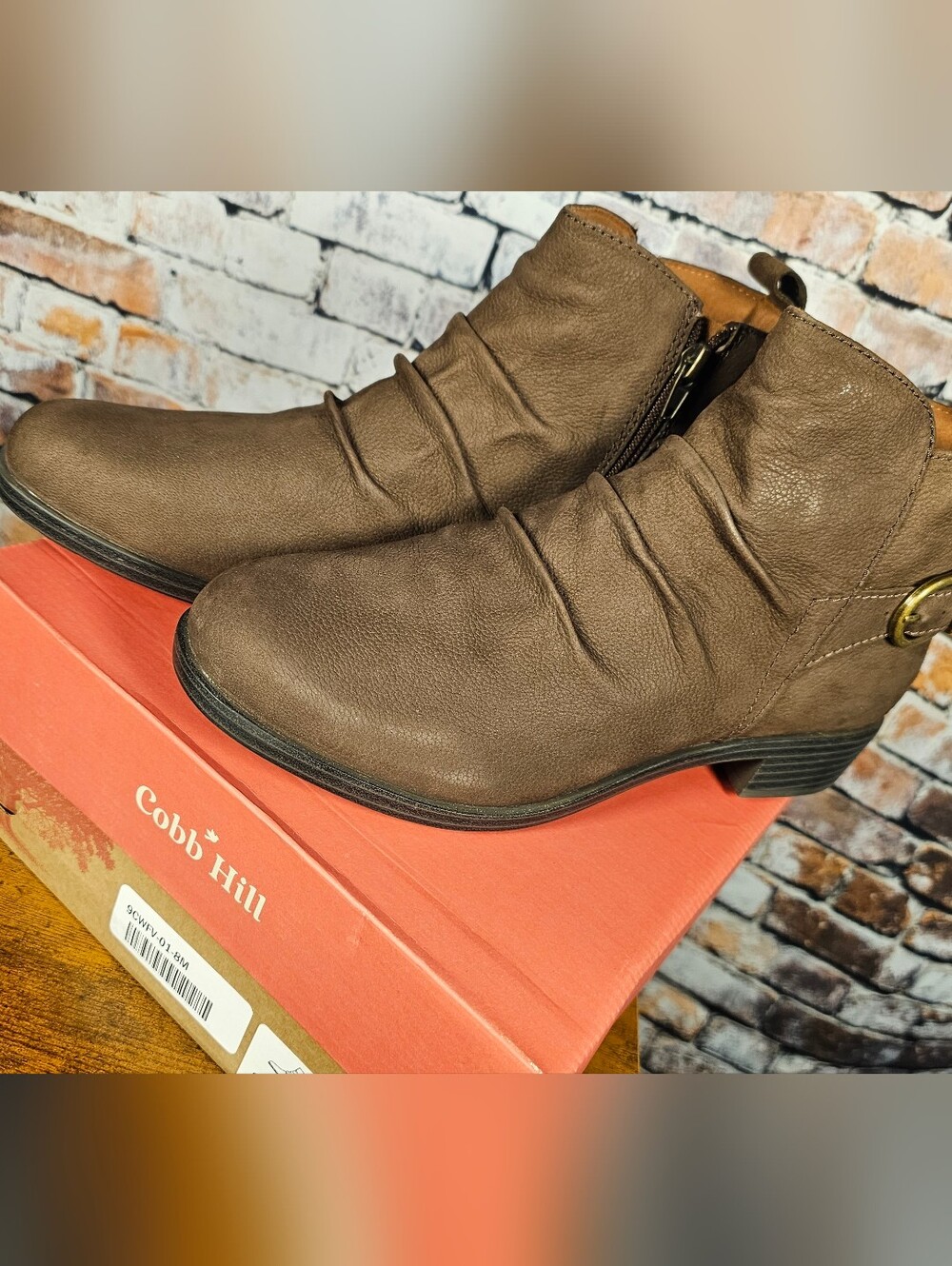 Cobb Hill Chnessa Ankle Boots Brown Leather Buckle Booties Size 8 NWB